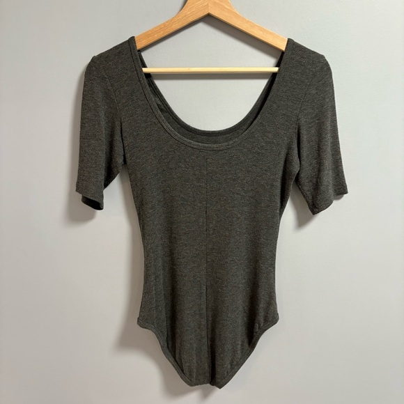 Smash + Tess Bodysuit - Picture 2 of 6